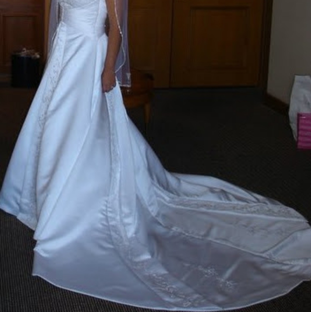 Wedding dress